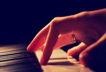 马拉加主场告捷，反弹之路渐入佳境